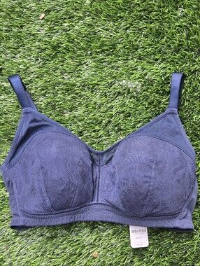 Understance Navy Wireless Bra 34DDD